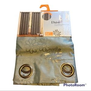 Artistic Linen Daisy One Grommet Top Window Curtain Sparkle Print